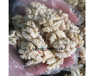 核桃仁去皮機器多少錢 華邦風(fēng)味核桃仁加工設(shè)備